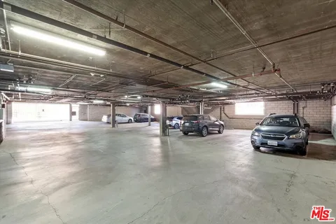 $749,000 | 1522 South Saltair Avenue, Unit 206, Los Angeles, CA 90025
