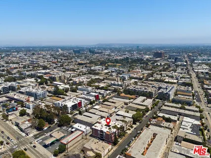 $749,000 | 1522 South Saltair Avenue, Unit 206, Los Angeles, CA 90025