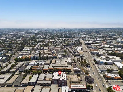 $749,000 | 1522 South Saltair Avenue, Unit 206, Los Angeles, CA 90025