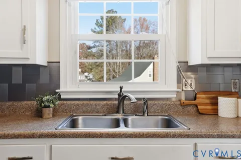 $355,000 | 8905 Wadsworth Way, North Chesterfield, VA 23236