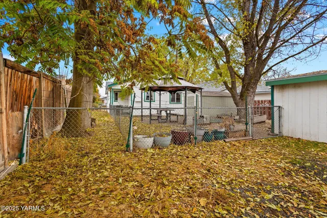 $245,000 | 716 South 5th Avenue, Yakima, WA 98902