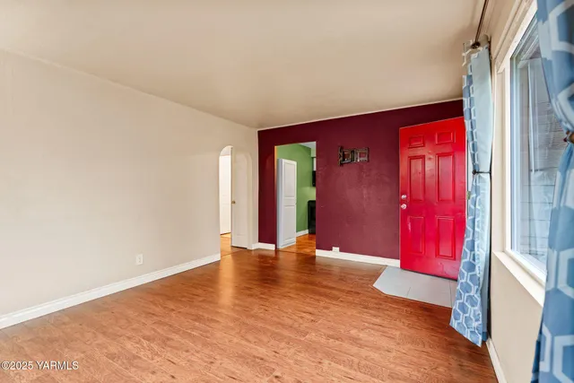 $245,000 | 716 South 5th Avenue, Yakima, WA 98902