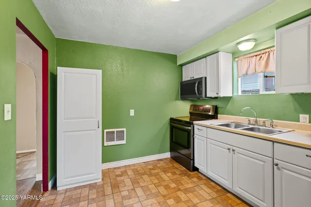 $245,000 | 716 South 5th Avenue, Yakima, WA 98902