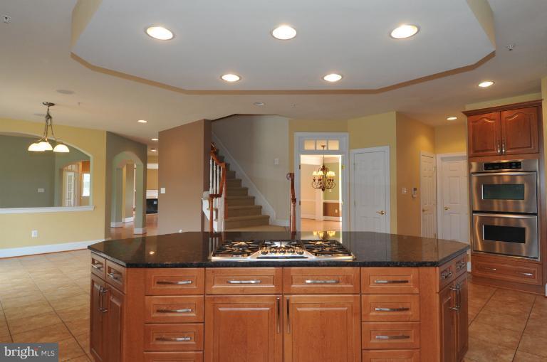 520 Ednor Road Ashton, MD 20861 - Photo 11 of 30 Kitchen