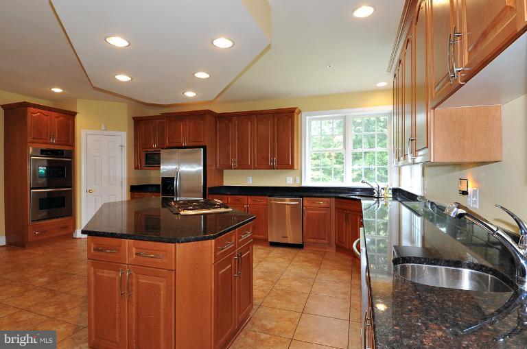 520 Ednor Road Ashton, MD 20861 - Photo 19 of 30 Kitchen