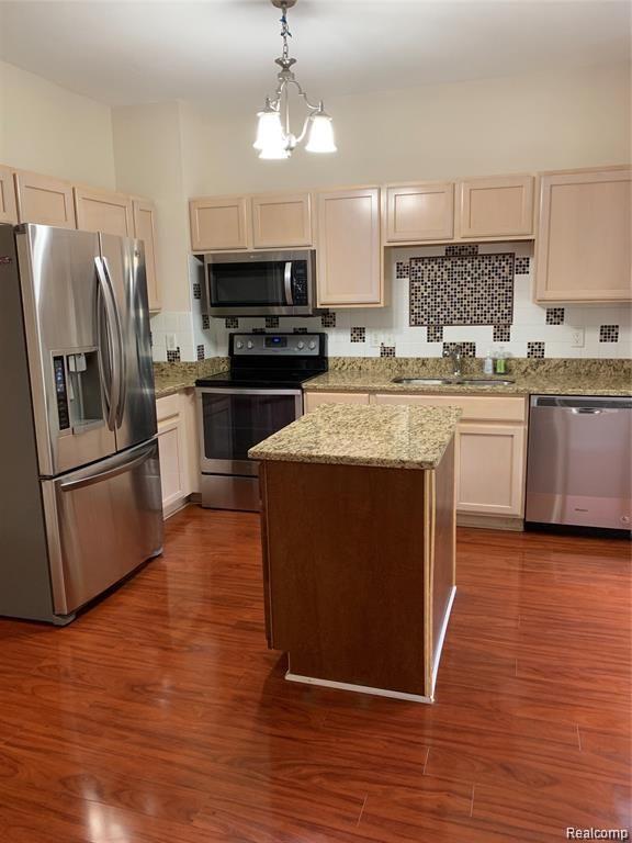 41666 Mitchell Road Novi, MI 48377 - Photo 7 of 28