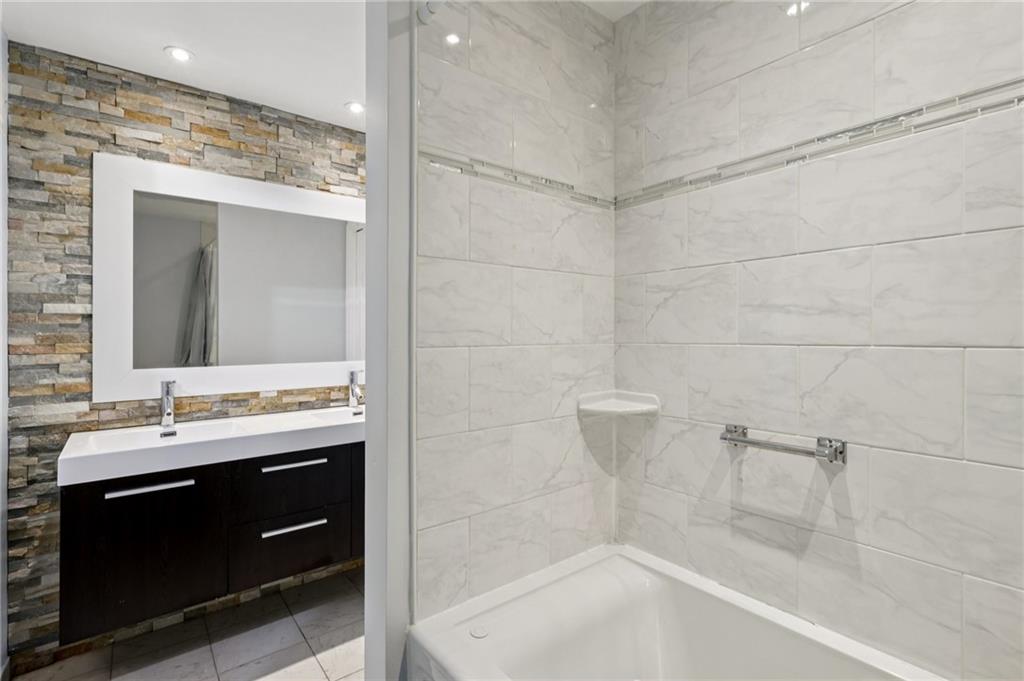 40 Emerson Road Pittsburgh, PA 15209 - Photo 14 of 28 Gallery Image 14