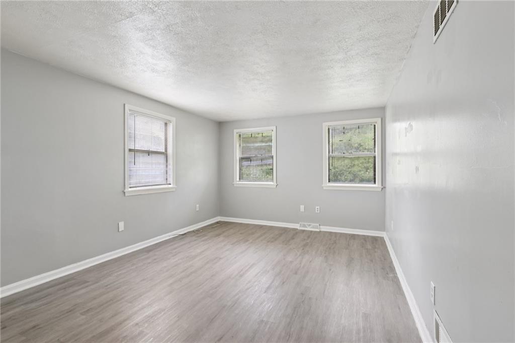 40 Emerson Road Pittsburgh, PA 15209 - Photo 9 of 28 Gallery Image 9