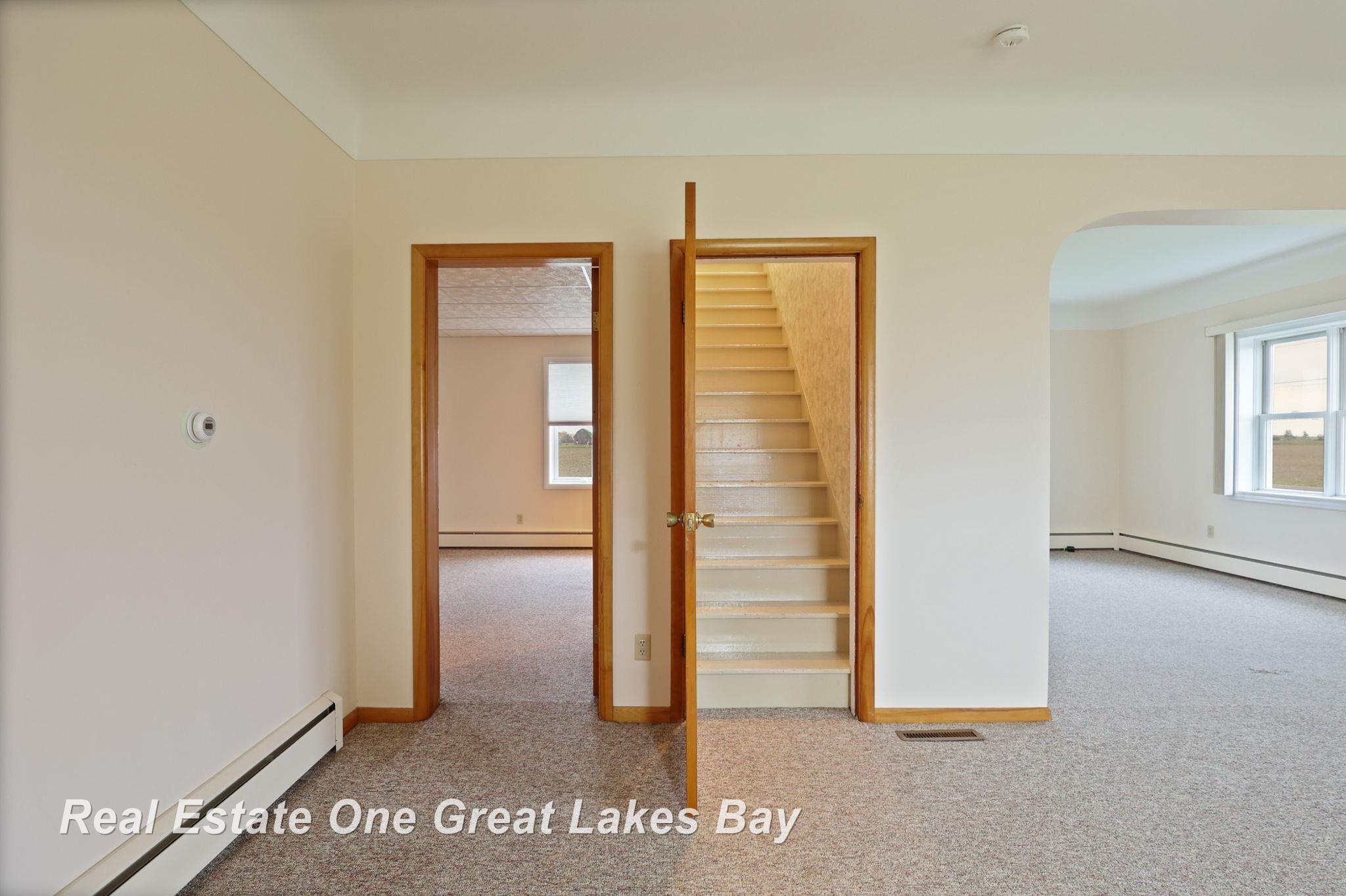 4060 Dickerson Road Akron, MI 48701 - Photo 31 of 62