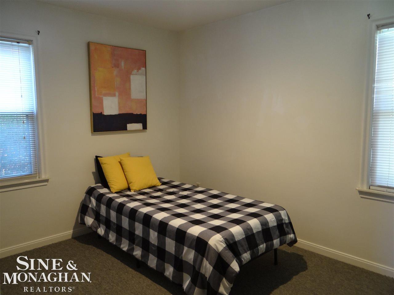 2037 Vernier Road, Unit 2041 VERNIER Grosse Pointe Woods, MI 48236 - Photo 18 of 38