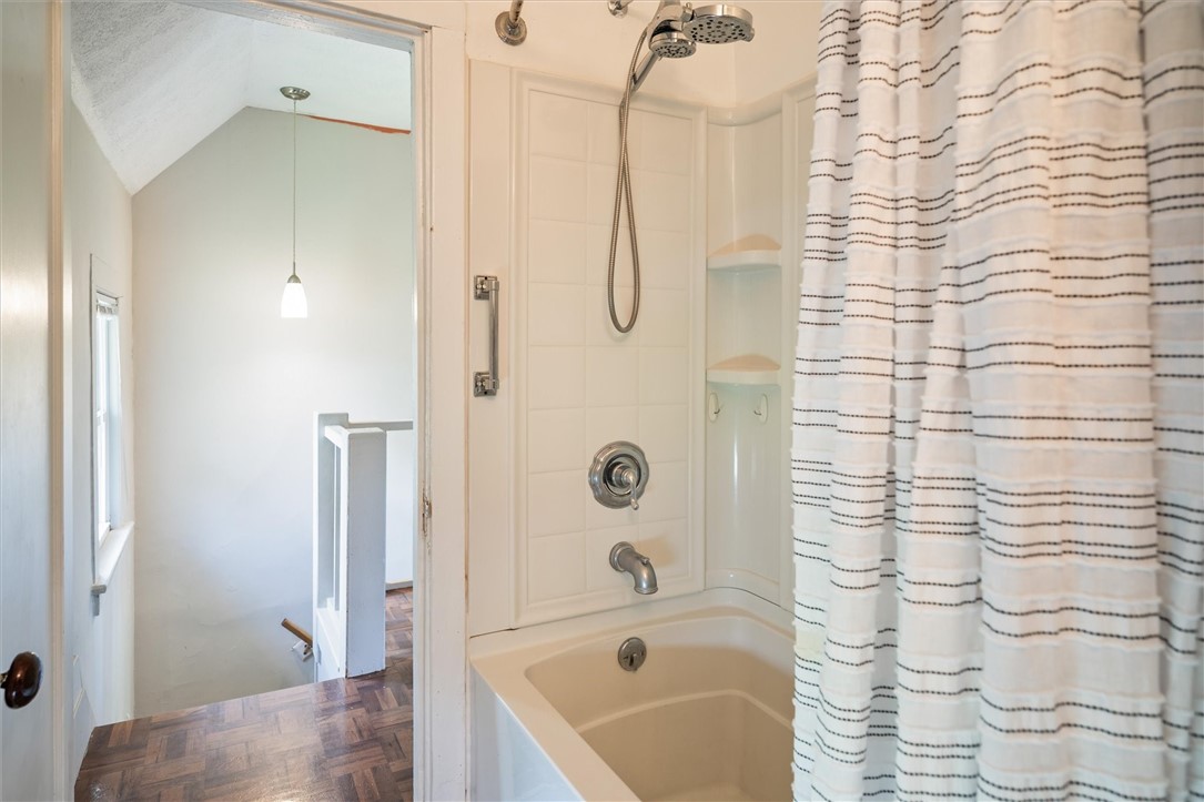 3185 Dewey Avenue Greece, NY 14616 - Photo 22 of 36