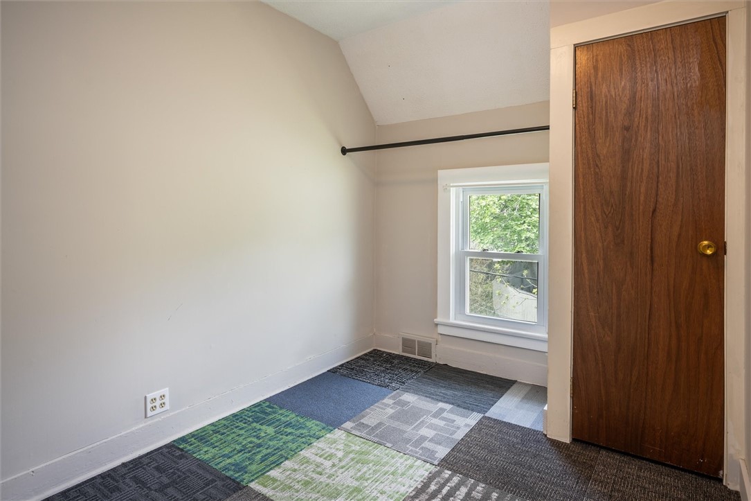 3185 Dewey Avenue Greece, NY 14616 - Photo 26 of 36