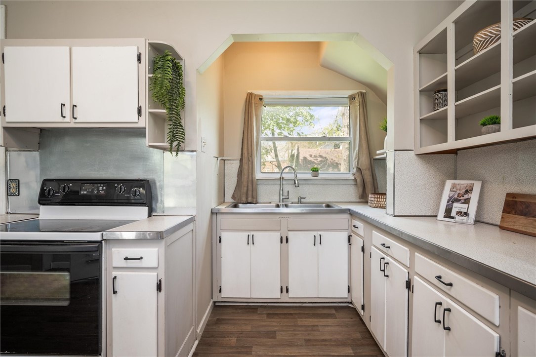 3185 Dewey Avenue Greece, NY 14616 - Photo 6 of 36