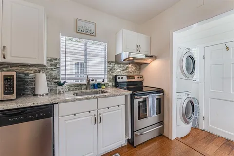 $469,000 | 2180 7th Avenue North, St. Petersburg, FL 33713