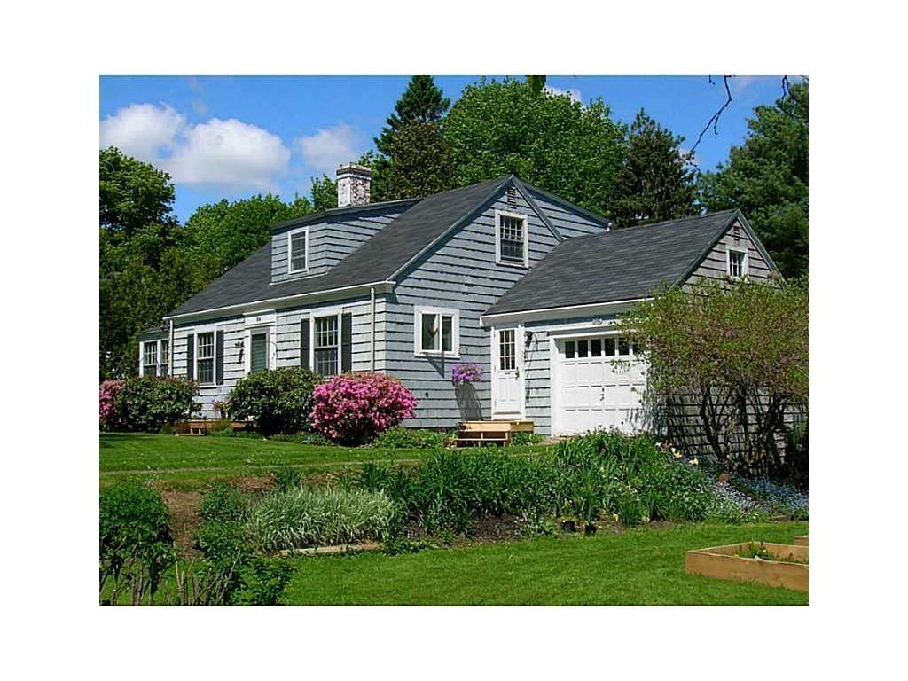 84 Main Street Warren, ME 04864 - Photo 2 of 34 20180817083817000338000000-o