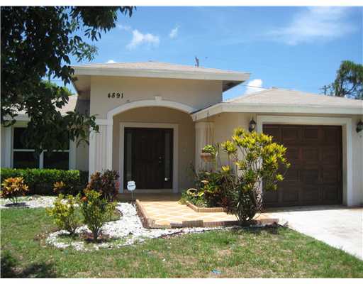 4891 Jefferson Road Delray Beach, FL 33445 - Photo 1 of 14 Primary Photo