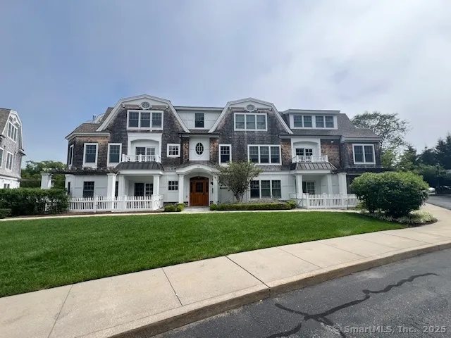 $8,000 | 103 Main Street, Unit 2202, Stonington, CT 06378