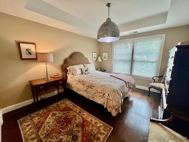 103 Main Street, Unit 2202 Stonington, CT 06378 - Photo 24 of 29 a bedroom with bed and a window