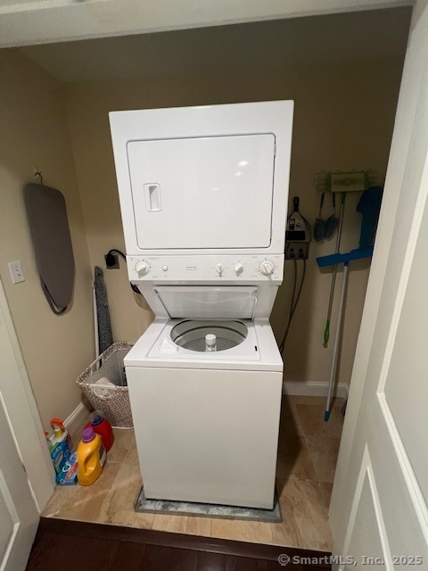 103 Main Street, Unit 2202 Stonington, CT 06378 - Photo 27 of 29 a utility room with dryer and washer