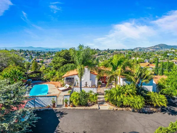 $1,100,000 | 1792 Alta Vista Drive, Vista, CA 92084