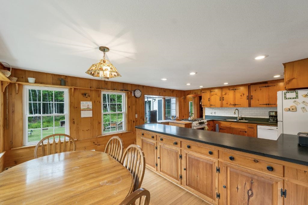 533 Ellsworth Hill Road Campton, NH 03223 - Photo 16 of 60 Gallery Image 16