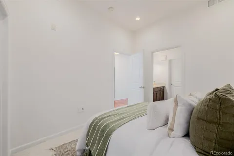 $459,000 | 8165 East Lowry Boulevard, Unit 209, Denver, CO 80230