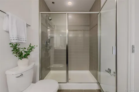 $459,000 | 8165 East Lowry Boulevard, Unit 209, Denver, CO 80230