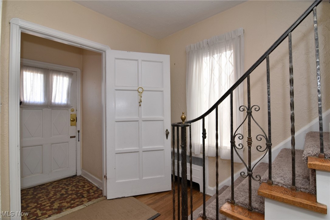 3309 Ardmore Road Cleveland, OH 44120 - Photo 4 of 37 Gallery Image 4