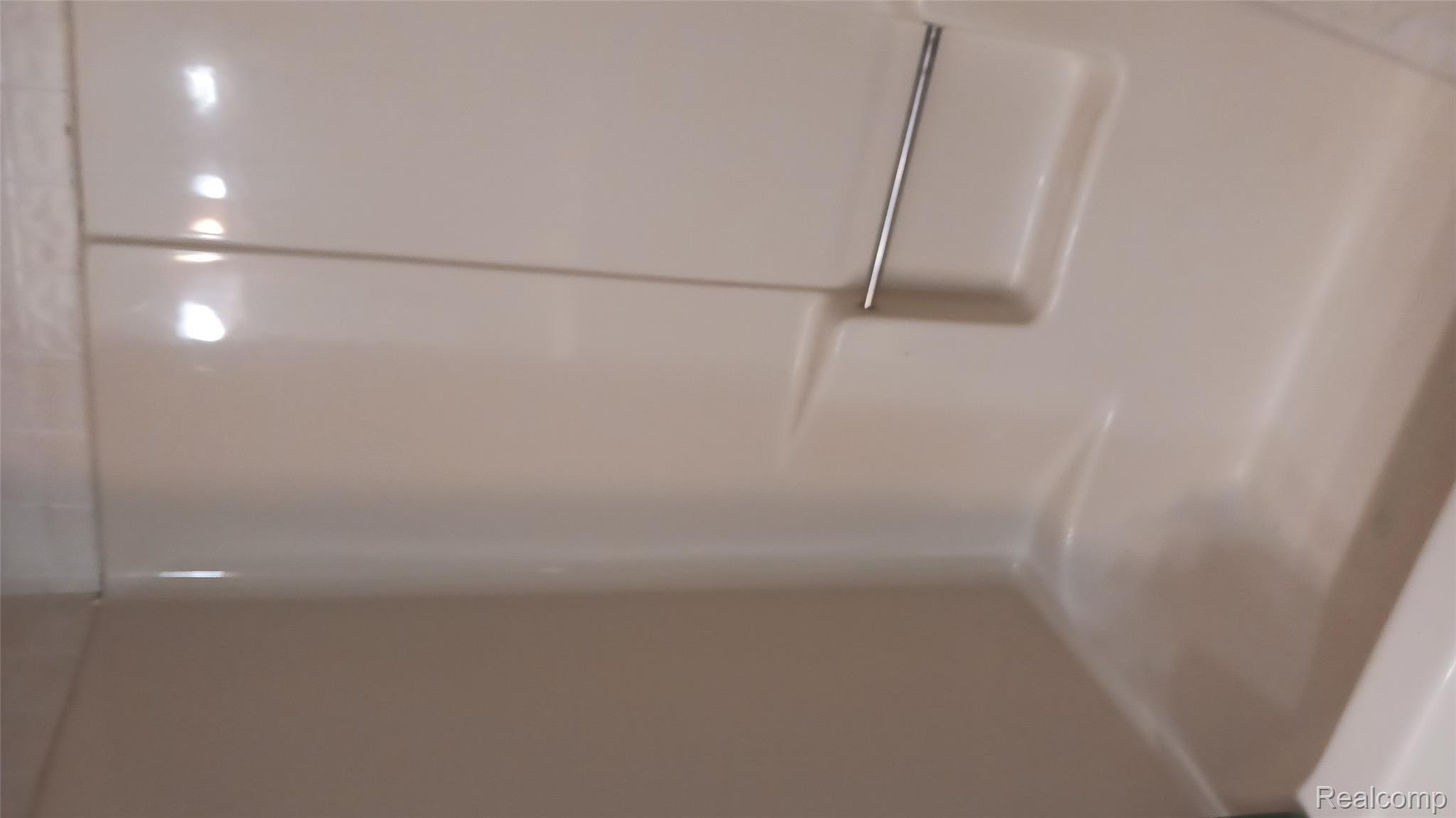 3803 Warner Road Cass City, MI 48726 - Photo 26 of 85 Bathroom with elevator