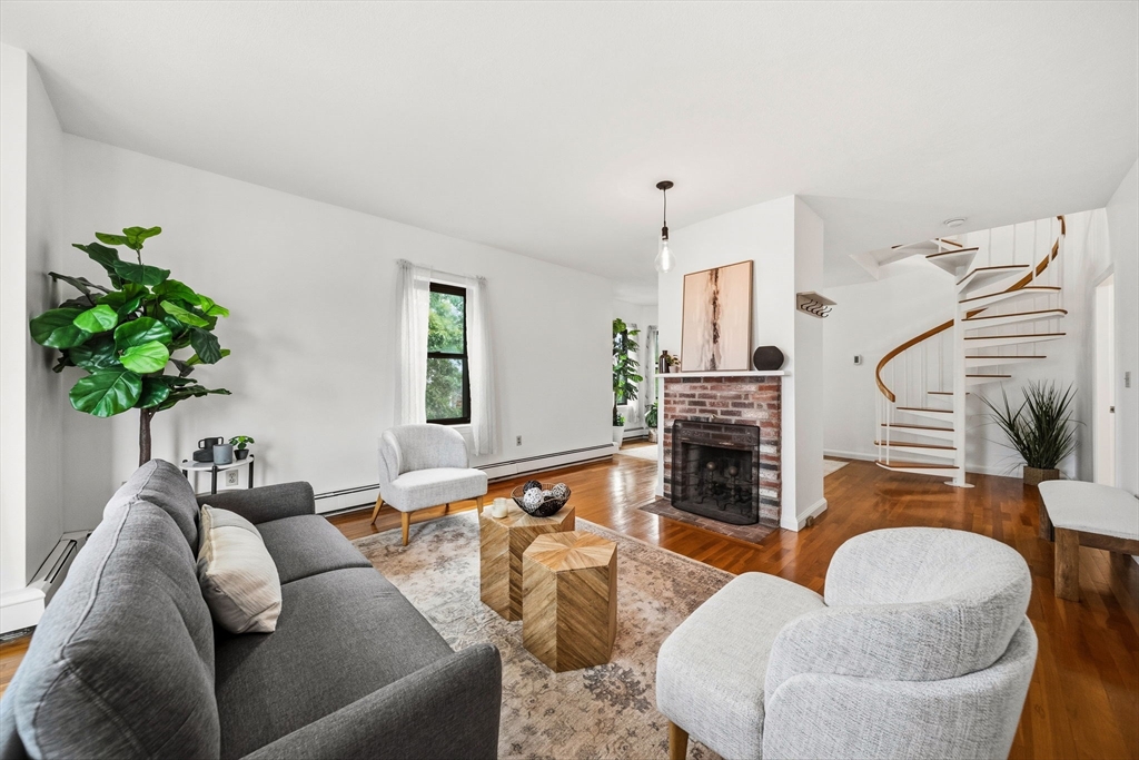 86 Walnut Street, Unit 3 Boston, MA 02122 - Photo 19 of 38