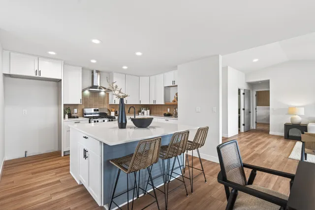 $949,900 | 10947 69th Avenue North, Maple Grove, MN 55369