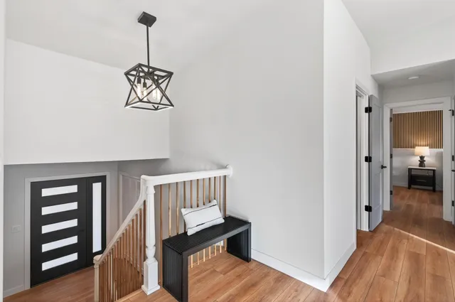 $949,900 | 10947 69th Avenue North, Maple Grove, MN 55369