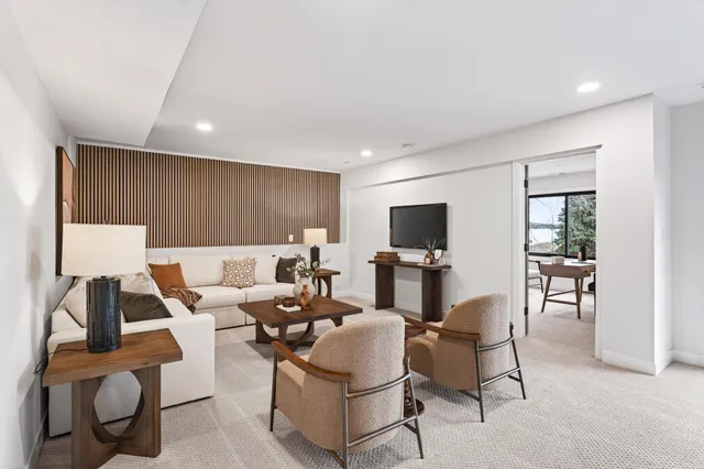 $949,900 | 10947 69th Avenue North, Maple Grove, MN 55369