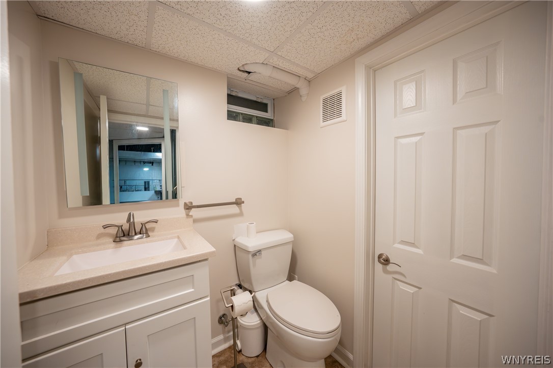 4093 Bayview Road Hamburg, NY 14219 - Photo 32 of 47