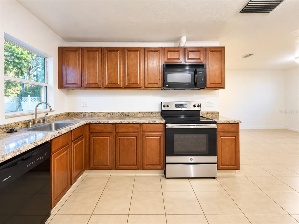 1824 Howell Branch Road Winter Park, FL 32789 - Photo 4 of 16 Gallery Image 4