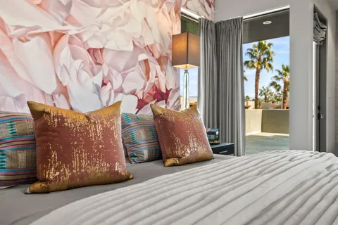 $3,100,000 | 427 North Avenida Caballeros, Palm Springs, CA 92262