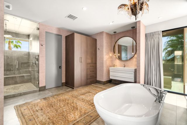 $3,100,000 | 427 North Avenida Caballeros, Palm Springs, CA 92262