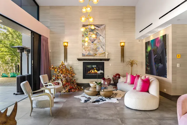 $3,100,000 | 427 North Avenida Caballeros, Palm Springs, CA 92262