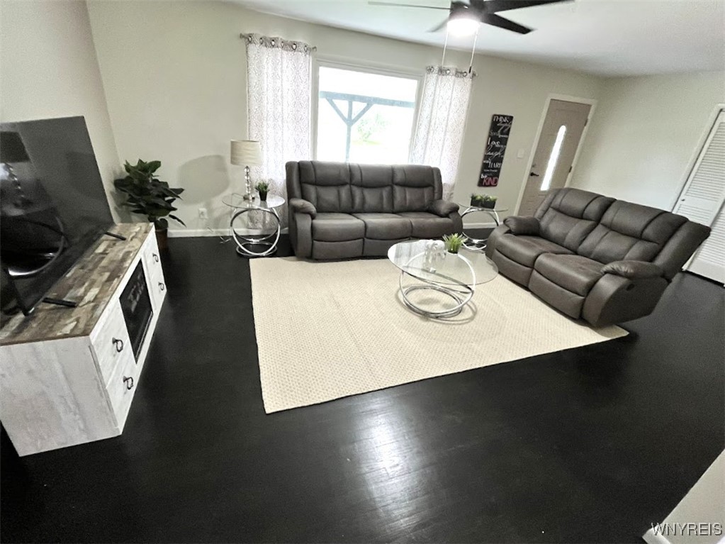 11586 Partridge Road Holland, NY 14080 - Photo 4 of 24