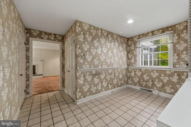 $550,000 | 2636 Longwood Drive, Wilmington, DE 19810