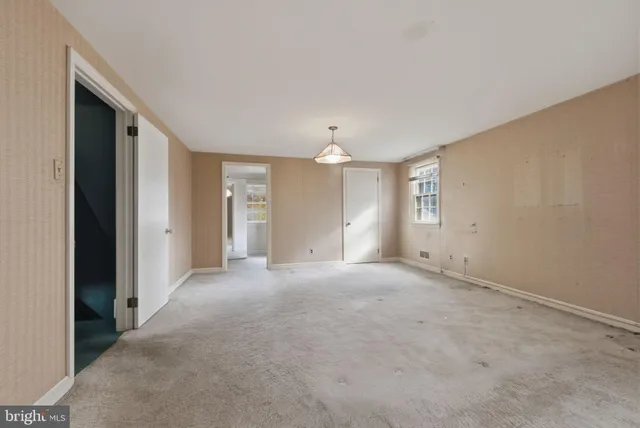 $550,000 | 2636 Longwood Drive, Wilmington, DE 19810