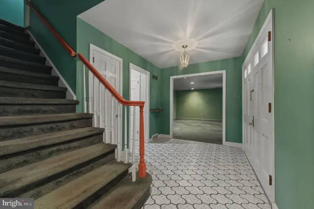 $550,000 | 2636 Longwood Drive, Wilmington, DE 19810