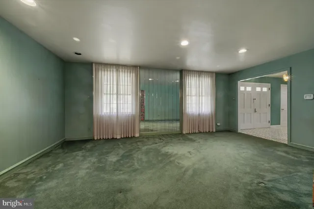 $550,000 | 2636 Longwood Drive, Wilmington, DE 19810