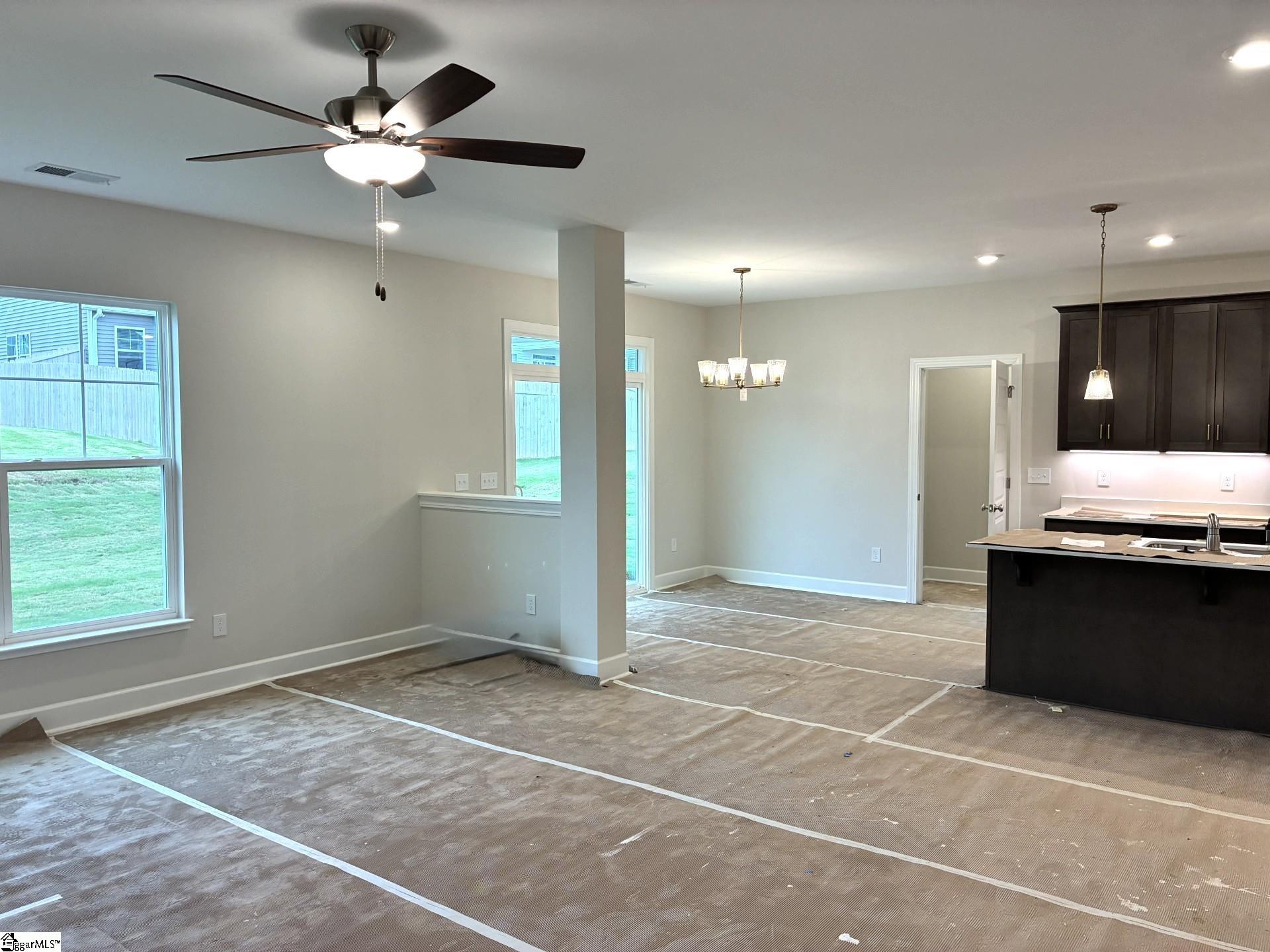 211 Fenner Place Greenville, SC 29607 - Photo 4 of 22