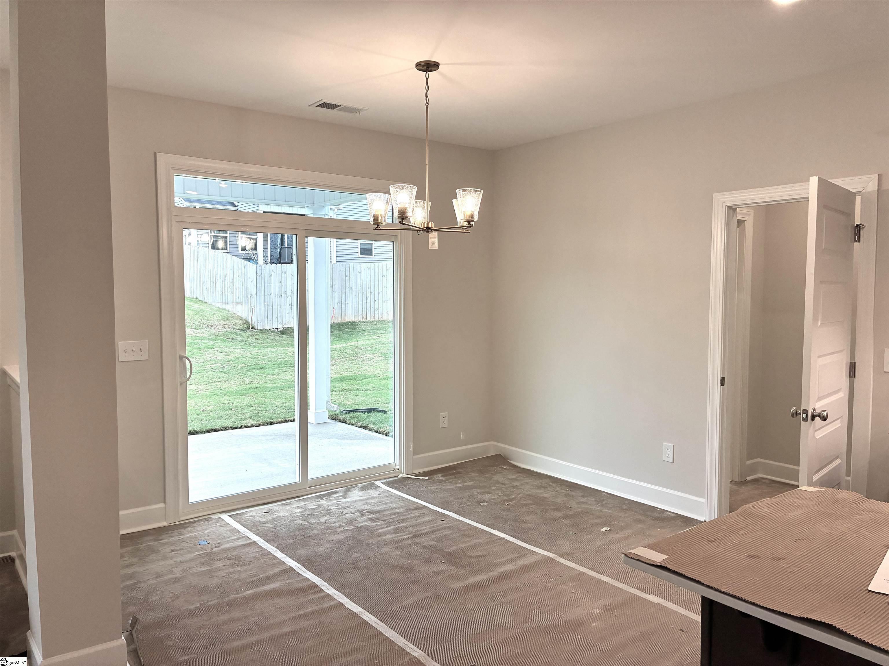 211 Fenner Place Greenville, SC 29607 - Photo 6 of 22