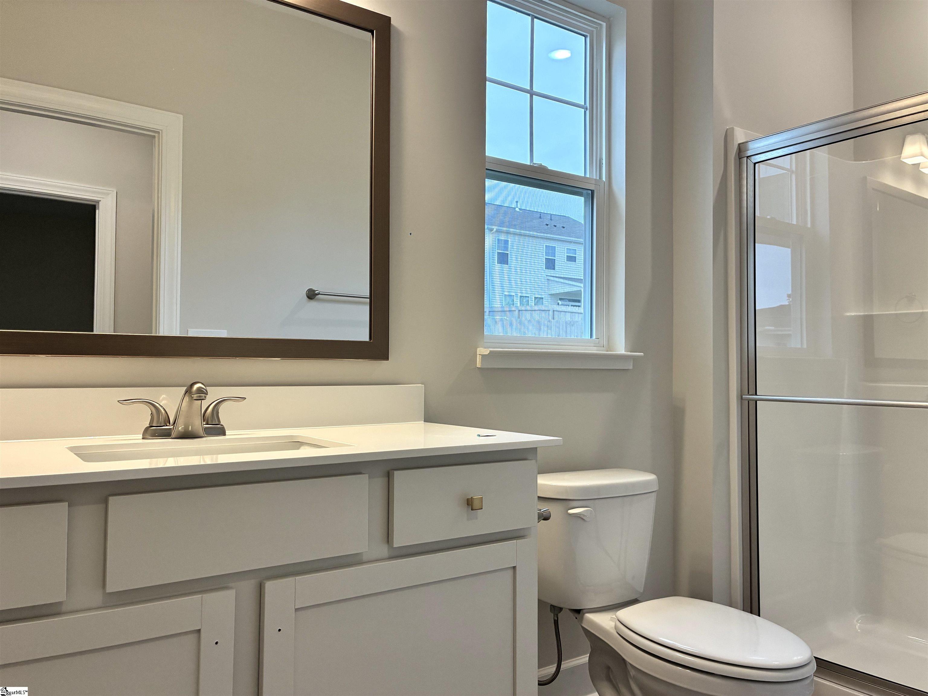 211 Fenner Place Greenville, SC 29607 - Photo 7 of 22