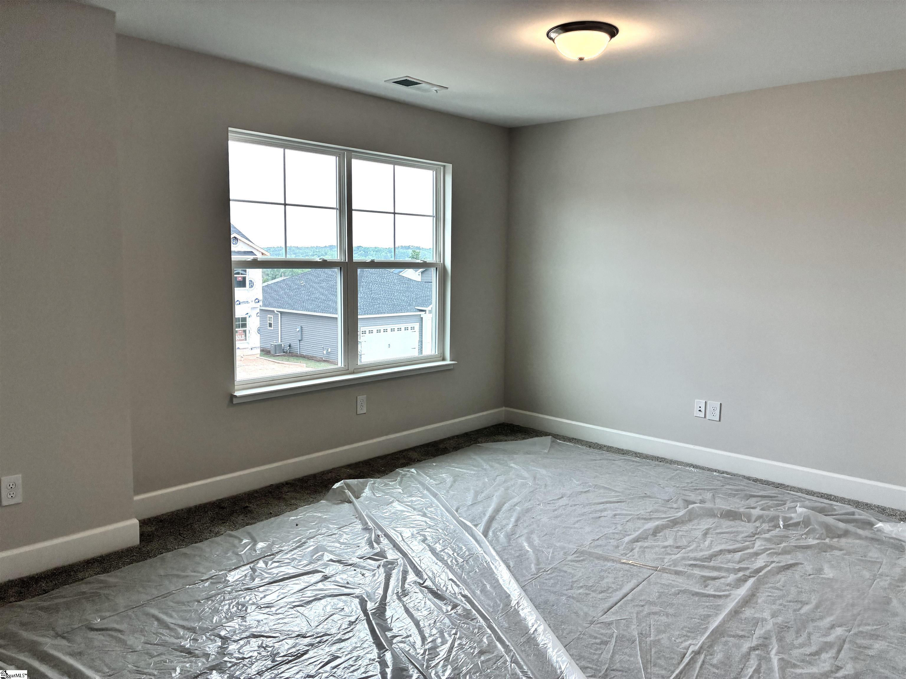 211 Fenner Place Greenville, SC 29607 - Photo 10 of 22