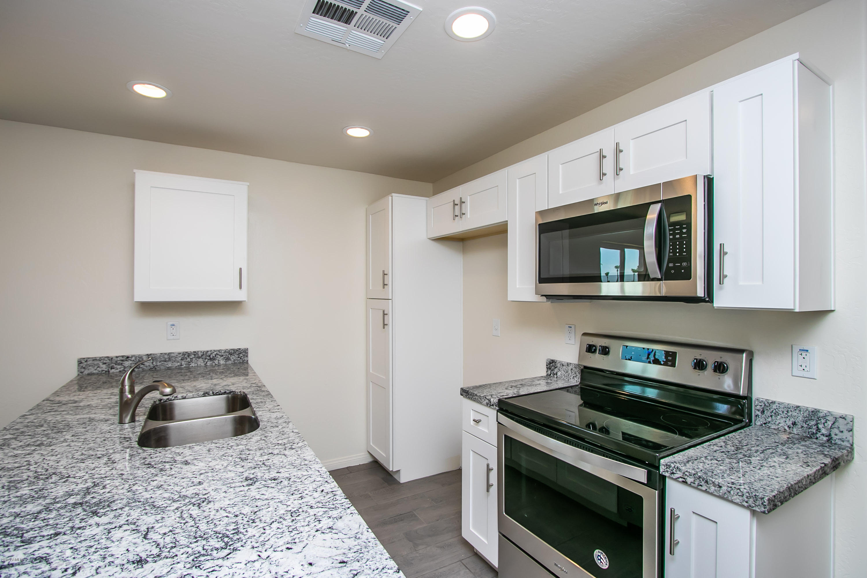 128 North Mountain Road Apache Junction, AZ 85120 - Photo 6 of 20 IMG_0377
