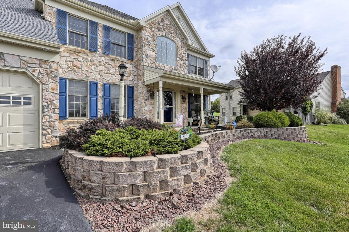 51 Duffield Drive Lititz, PA 17543 - Photo 2 of 32