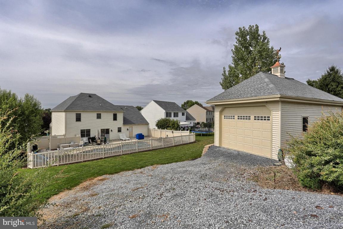 51 Duffield Drive Lititz, PA 17543 - Photo 14 of 32